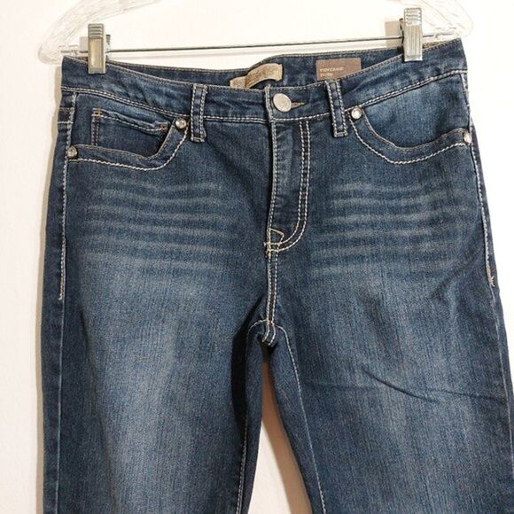 Nine West Vintage America Blue Embroidered Bling Rand Crop Jeans Size 8P /29 - Picture 4 of 12